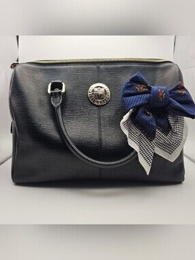 Metrocity Black Textured Leather Satchel